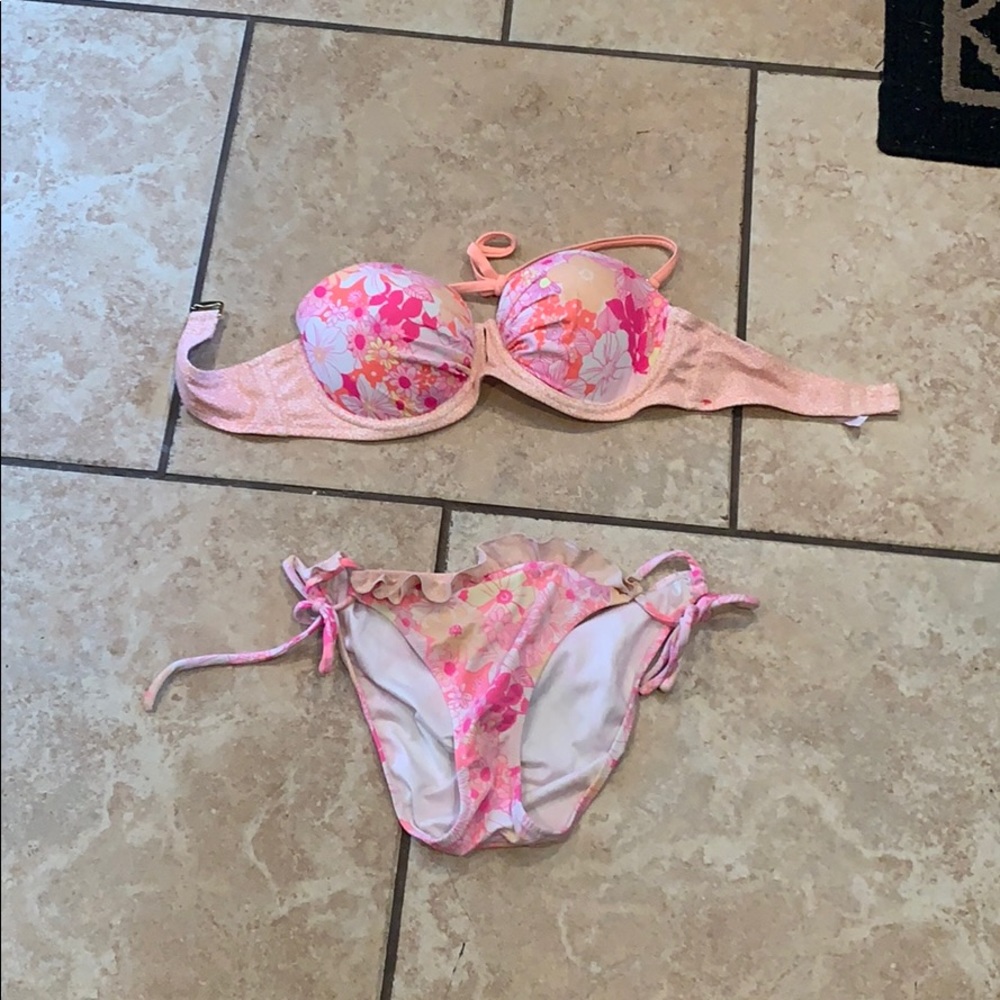 Bathing suit